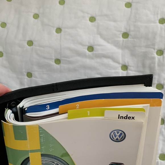 Genuine VW Owners Manual - Picture 5 of 8